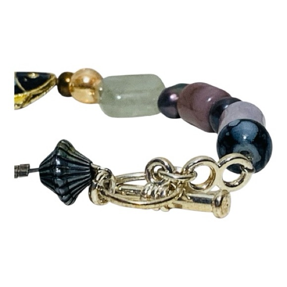Colorful Lucky Beaded Stone & Fish Bracelet - Picture 4 of 4